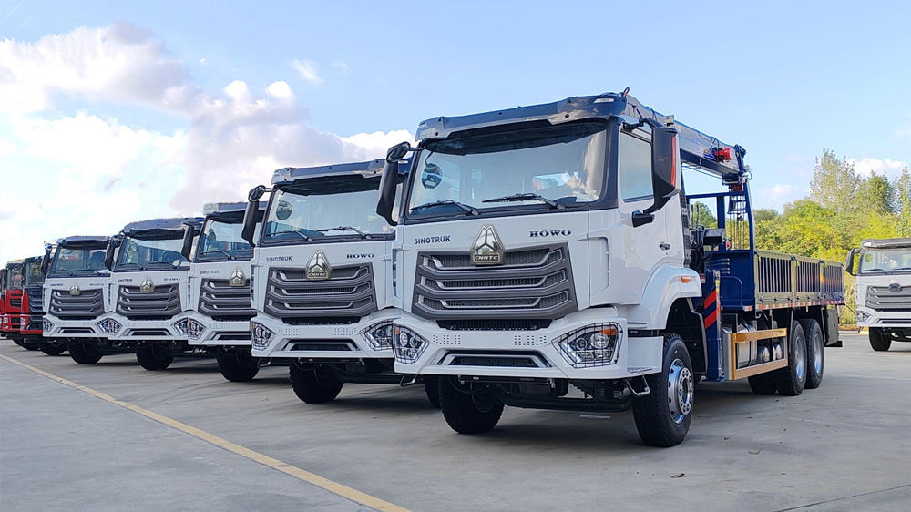 5 μονάδες γερανών HOWO με φορτηγό παραδόθηκαν στην Αγκόλα