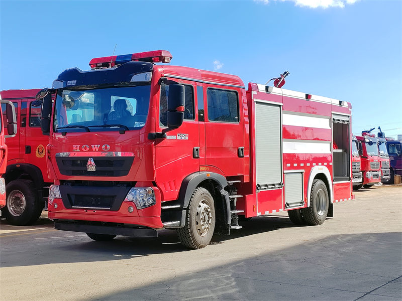 Howo 4x2 fire fighting truck