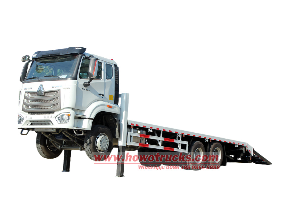 HOWO flatbed truck