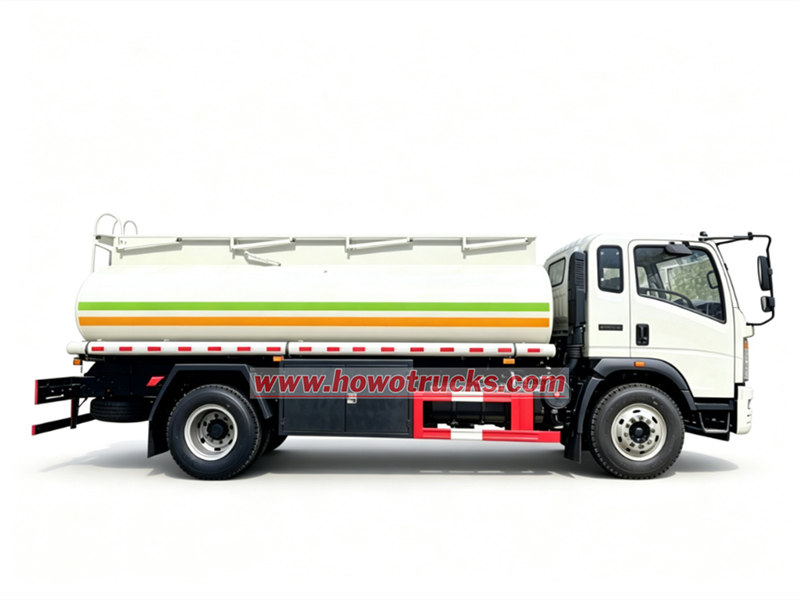 &nbsp;HOWO 4x2 fuel pump truck
