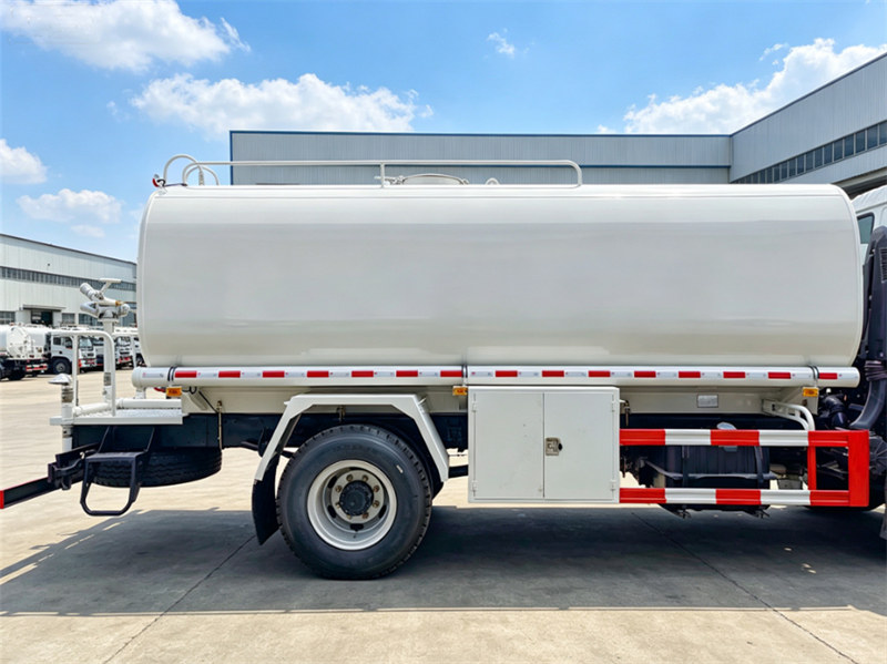 HOWO M7 15000L water tank truck HOWO M7 15000L water tank truck