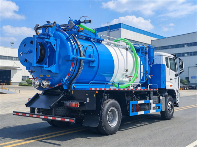 HOWO 6x4 Vac-Jet Truck HOWO 6x4 Vac-Jet Truck
